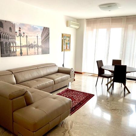 Apartment Donatello Μέστρε Εξωτερικό φωτογραφία